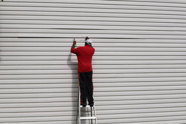 Best Siding Painting and Refinishing  in Cranston, RI